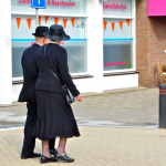 Herkenbaar zijn. Is de rok alleen voor de refo?