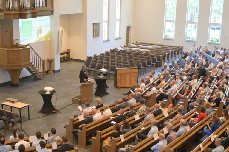 Lees meer over het artikel Conferentie ‘zelfaanbidding als nieuwe religie’