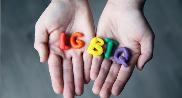 Lees meer over het artikel Zit er een grote lobby achter LHBTI?