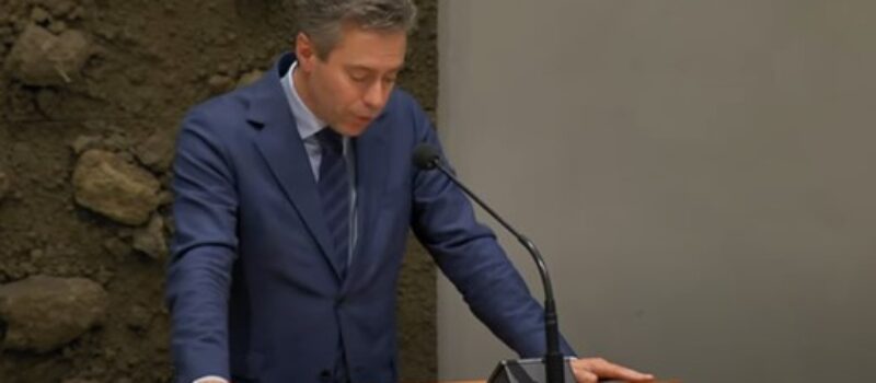 Stoffer tegen wet informeel onderwijs. Bron: Youtube