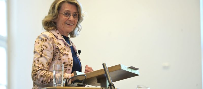 Conferentie Zelfaanbidding als nieuwe religie_mw. Päivi Räsänen