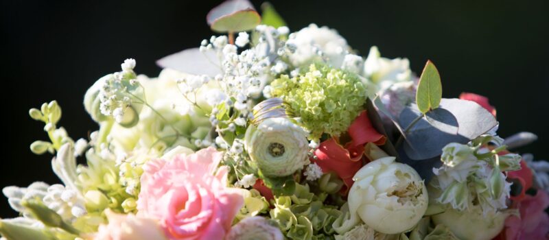 Trouwboeket met ringen