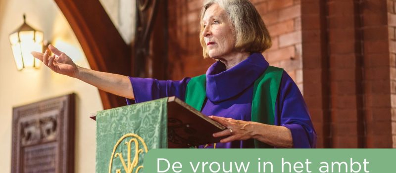 Vrouw op de preekstoel_Pexels-RDNE Stock project